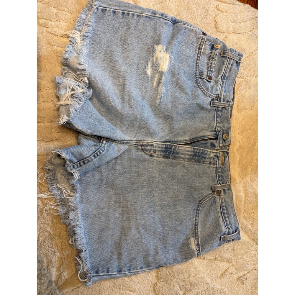 Vintage Big E Levi's 550 Cutoff Denim Shorts W40 Light Wash Relaxed Fit Red Tab